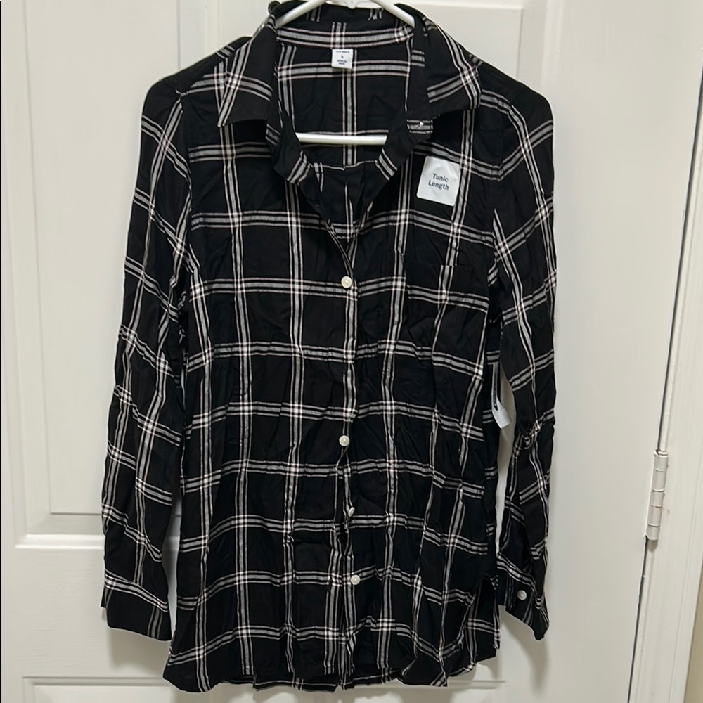 Old Navy Black and White Plaid Women's Top